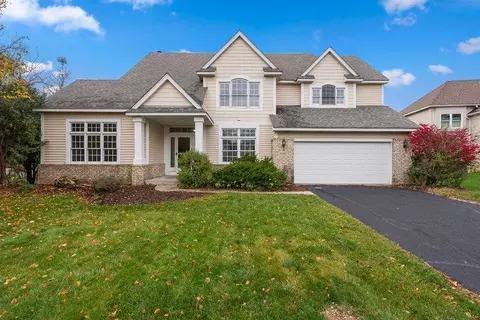 8361 Carew Ct, Inver Grove Heights, MN 55076