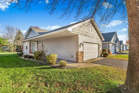 407 Prairie Rd, Monticello, MN 55362