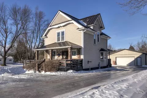 413 E Stanley St, Thorp, WI 54771