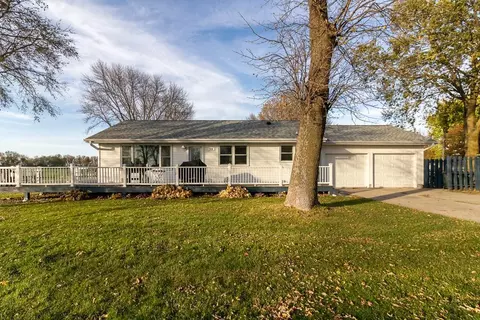 918 Lincoln Ave, Gaylord, MN 55334