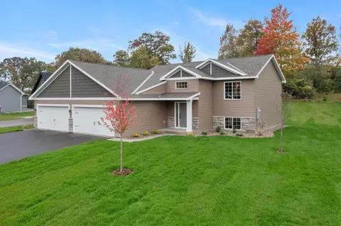 3226 Nottingham Rd S, Saint Cloud, MN 56301 photo 2