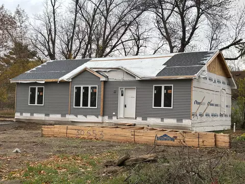 208 Spruce St NE, Cass Lake, MN 56633