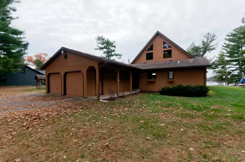 221 Sumner Ave, Chetek, WI 54728 photo 2