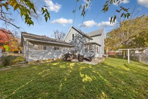 Exterior - 626 4th Ave NW, Faribault, MN 55021 photo 10 of 11