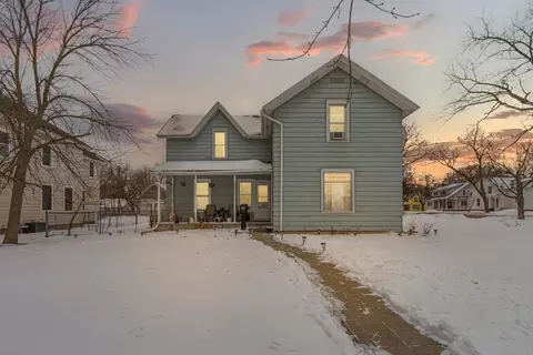 626 4th Ave NW, Faribault, MN 55021