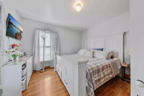 Bedroom - 626 4th Ave NW, Faribault, MN 55021 photo 1 of 9