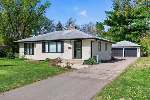9834 Emerson Ave S, Bloomington, MN 55431