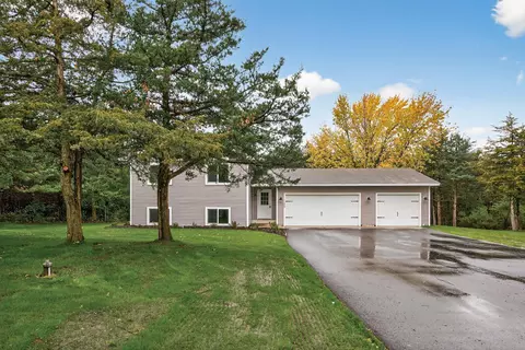 15060 Armstrong Blvd NW, Ramsey, MN 55303