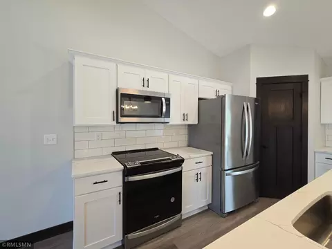 Kitchen - 1427 Cullen St, Saint Peter, MN 56082 photo 2 of 3