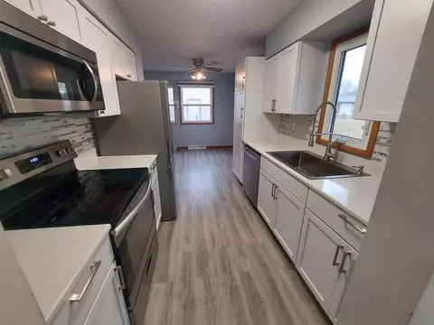 1016 37th Ave N, Saint Cloud, MN 56303 photo 2