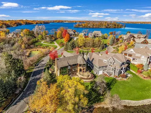 View/Area - 4680 Palmer Pointe Rd, Excelsior, MN 55331 photo 9 of 25