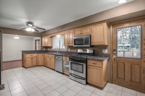 Kitchen - 2318 10th Ave S, Saint Cloud, MN 56301 photo 1 of 3