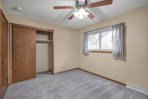 Bedroom - 2318 10th Ave S, Saint Cloud, MN 56301 photo 4 of 7
