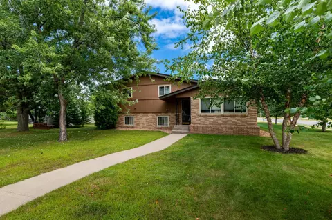 1002 12th Ave NE, Brainerd, MN 56401