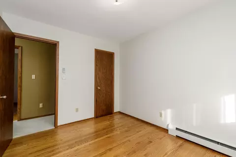 Bedroom - 1002 12th Ave NE, Brainerd, MN 56401 photo 4 of 6