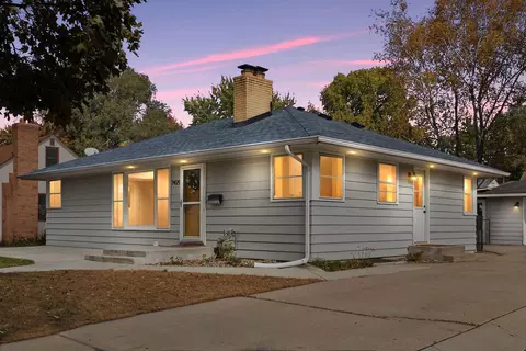 7429 Clinton Ave, Richfield, MN 55423