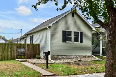 707 E 4th St, Winona, MN 55987