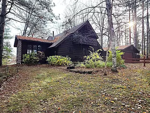 2677 2 14 St, Cumberland, WI 54829