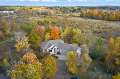 3882 219th Ln NE, East Bethel, MN 55011