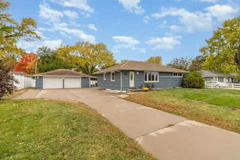 9724 Park Ave S, Bloomington, MN 55420