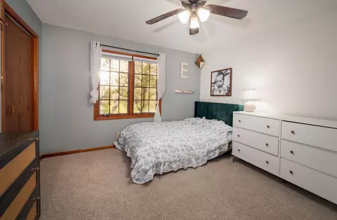 Bedroom - 1835 Jamison Dr, Windom, MN 56101 photo 2 of 3
