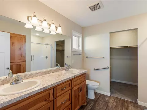 Bath - 15123 Wild Ave, Brainerd, MN 56401 photo 1 of 2