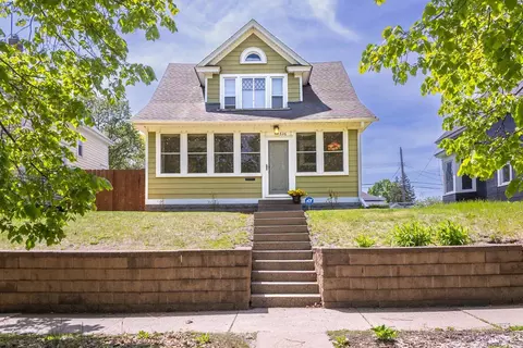 826 Blair Ave, Saint Paul, MN 55104