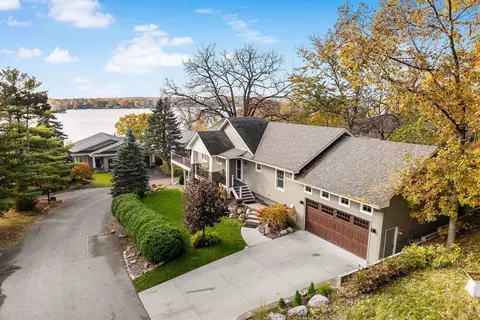 5100 Greenwood Cir, Greenwood, MN 55331
