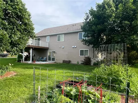 1093 Pinehurst Ln, Jordan, MN 55352 photo 6