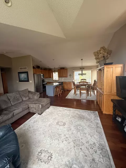 1093 Pinehurst Ln, Jordan, MN 55352 photo 19