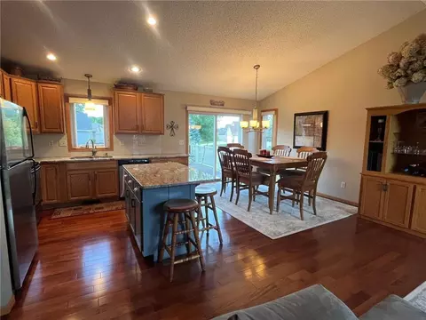 1093 Pinehurst Ln, Jordan, MN 55352 photo 10