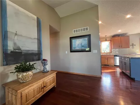 1093 Pinehurst Ln, Jordan, MN 55352 photo 12