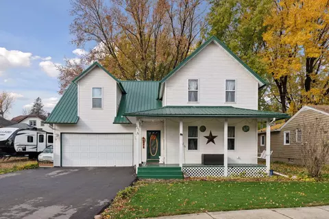 223 Oak St S, Norwood Young America, MN 55368
