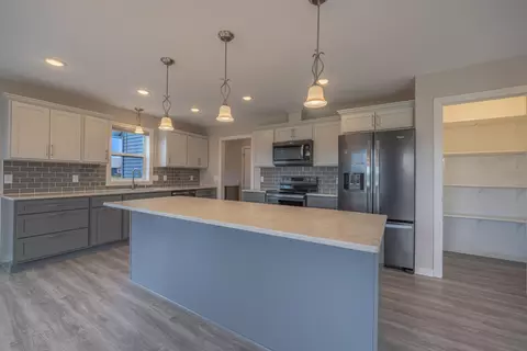 Kitchen - 2613 3rd Ave SE, Willmar, MN 56201 photo 1 of 3