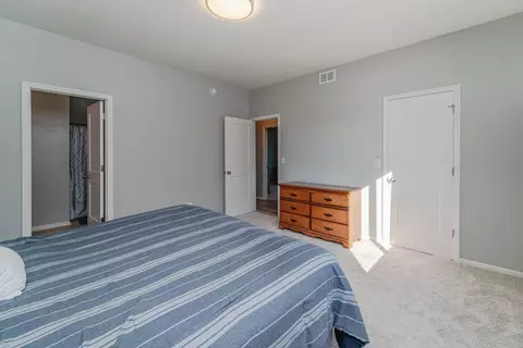 Bedroom - 944 Forest Edge Cir, Jordan, MN 55352 photo 3 of 4