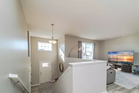 Entry Way - 944 Forest Edge Cir, Jordan, MN 55352 photo 3 of 4