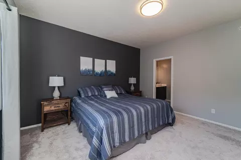 Bedroom - 944 Forest Edge Cir, Jordan, MN 55352 photo 2 of 4