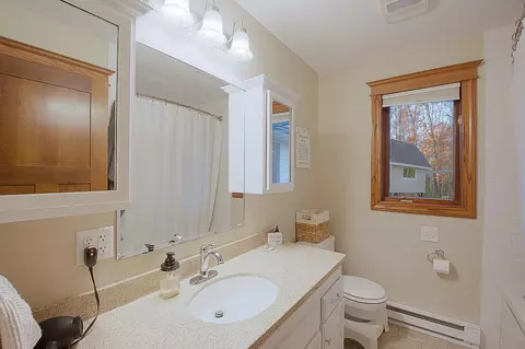 Bath - 11486 Hazel Rd, Saint Cloud, MN 56301 photo 1 of 4