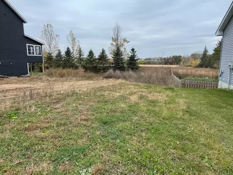 637 Remington Ct, Eagan, MN 55123