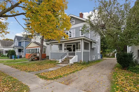 1085 16th Ave SE, Minneapolis, MN 55414