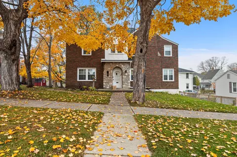 112 2nd Ave NW, Faribault, MN 55021