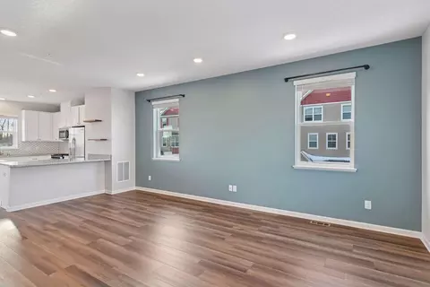 17575 96th Pl N, Maple Grove, MN 55311 photo 4
