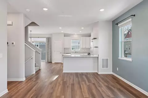 17575 96th Pl N, Maple Grove, MN 55311 photo 3