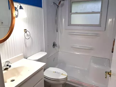 Bath - 904 3rd St S, Cold Spring, MN 56320 photo 1 of 2