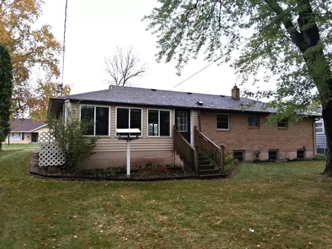 Exterior - 904 3rd St S, Cold Spring, MN 56320 photo 3 of 8