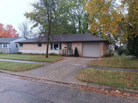 904 3rd St S, Cold Spring, MN 56320