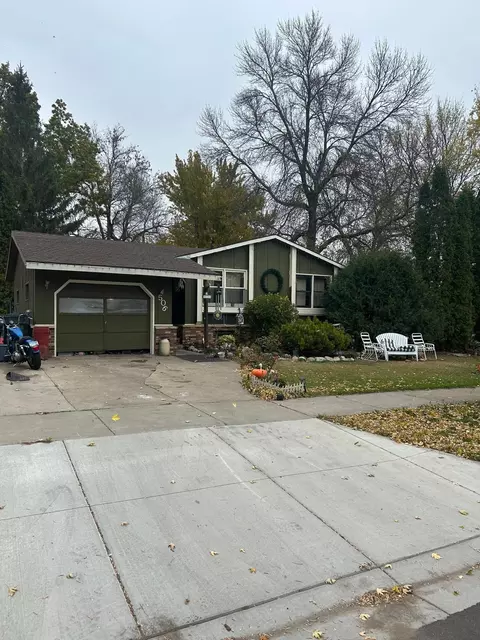 506 W Stanton Ave, Fergus Falls, MN 56537