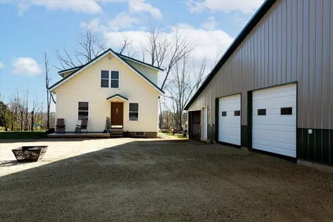 e4402 Wisconsin 72, Menomonie, WI 54751
