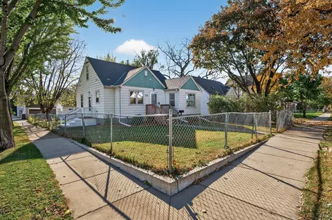 938 Jenks Ave, Saint Paul, MN 55106