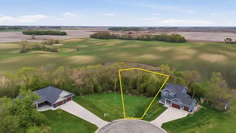552 Leonard St, Hawley, MN 56549